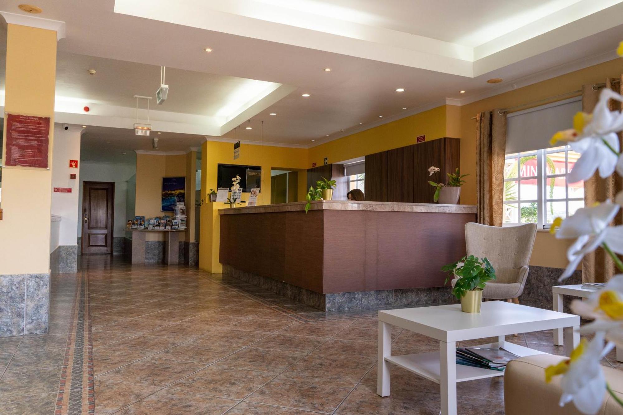 Ponta Grande Resort Αλμπουφέιρα Εξωτερικό φωτογραφία