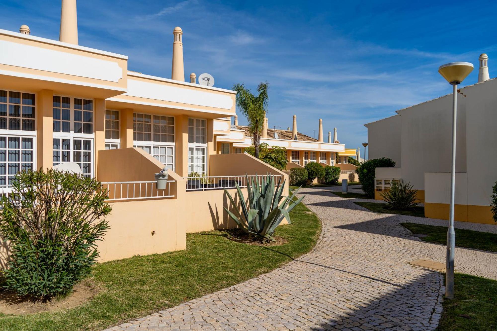 Ponta Grande Resort Αλμπουφέιρα Εξωτερικό φωτογραφία